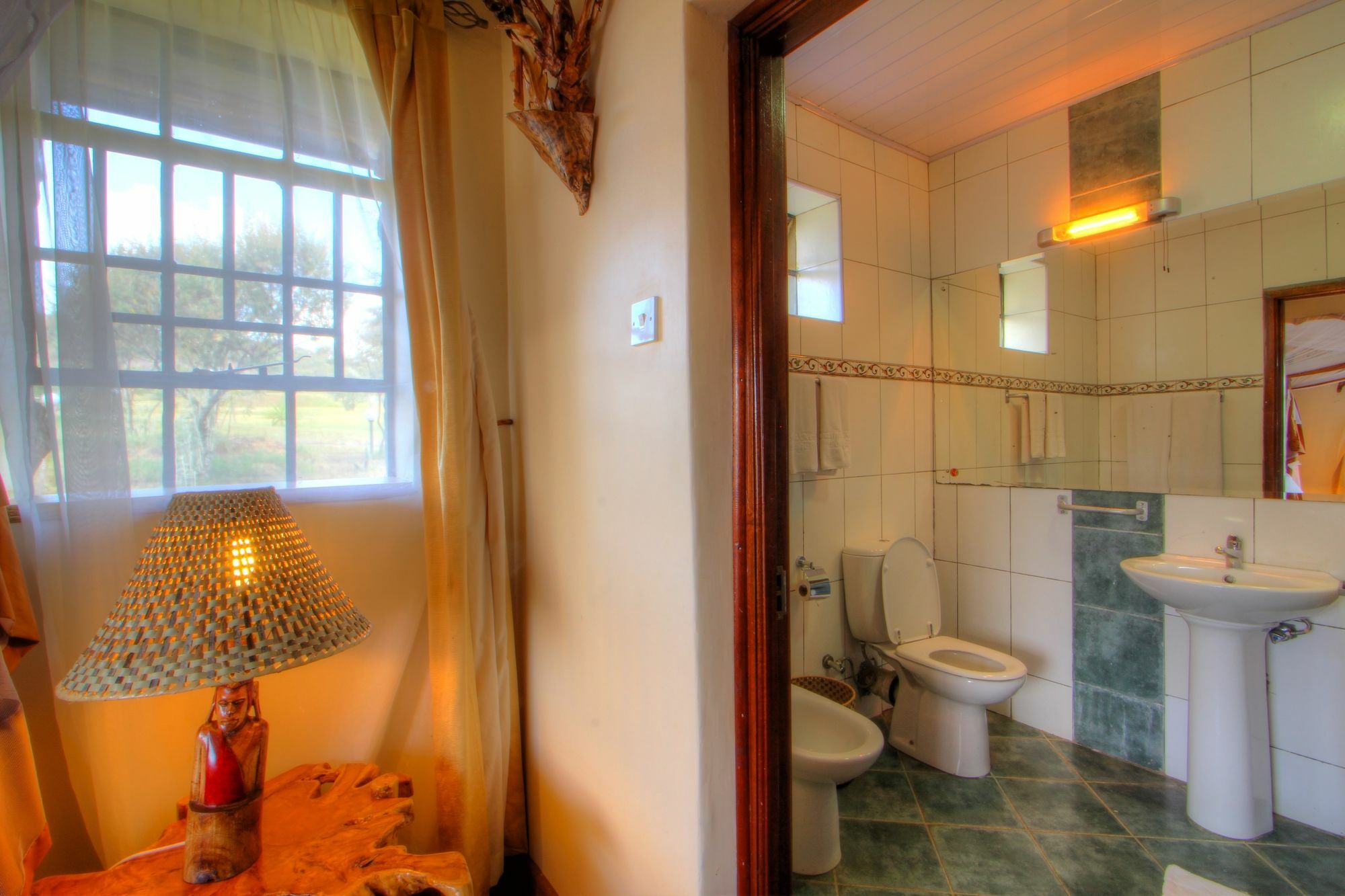 Naivasha Kongoni Lodge - Lakefront Getaway Екстер'єр фото